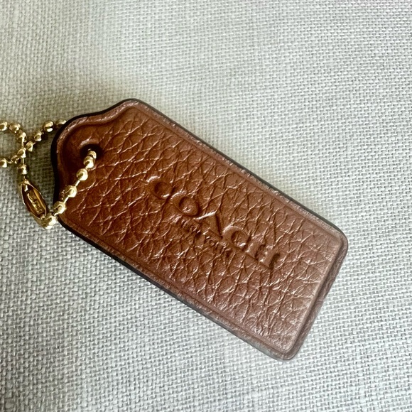 Coach Fob leather logo tag Tan NEW: Last one - Picture 4 of 9